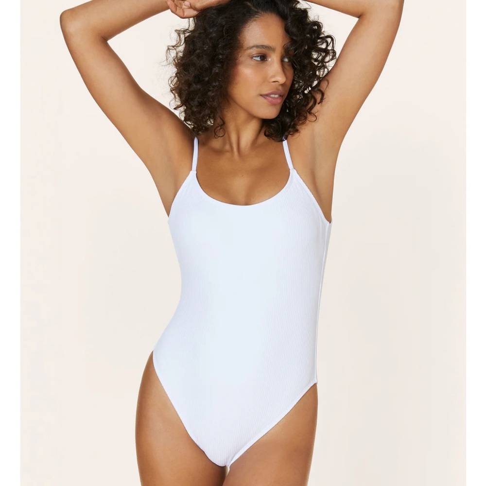 Andie White One-Piece Swimsuit High-Cut Leg